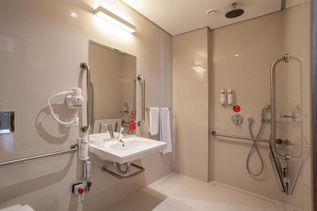 Hotel Moov Curitiba — 3